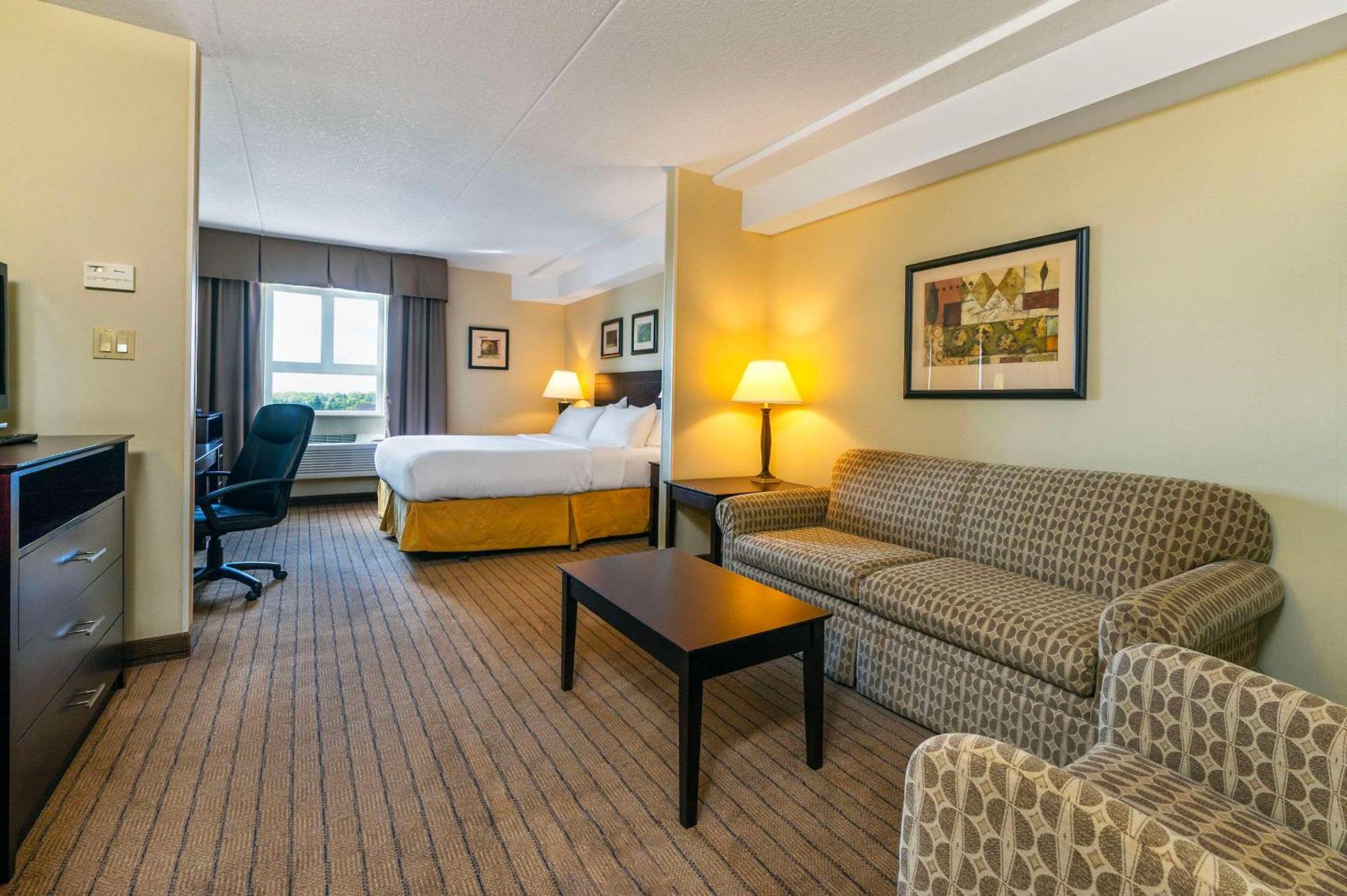 Hotel Comfort & Kincardine